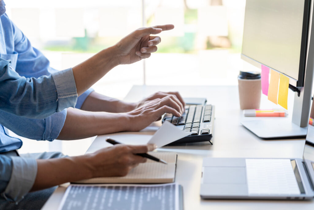 2020-website-redesign-guide-scaled img